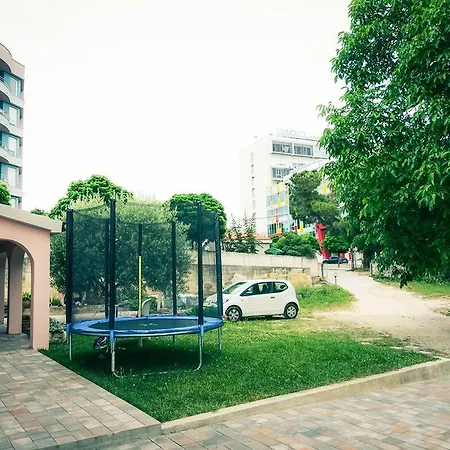 Apartman Nola * زادار