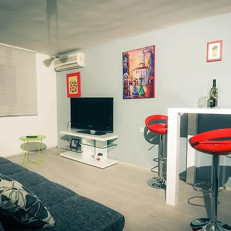 شقة Apartman Nola